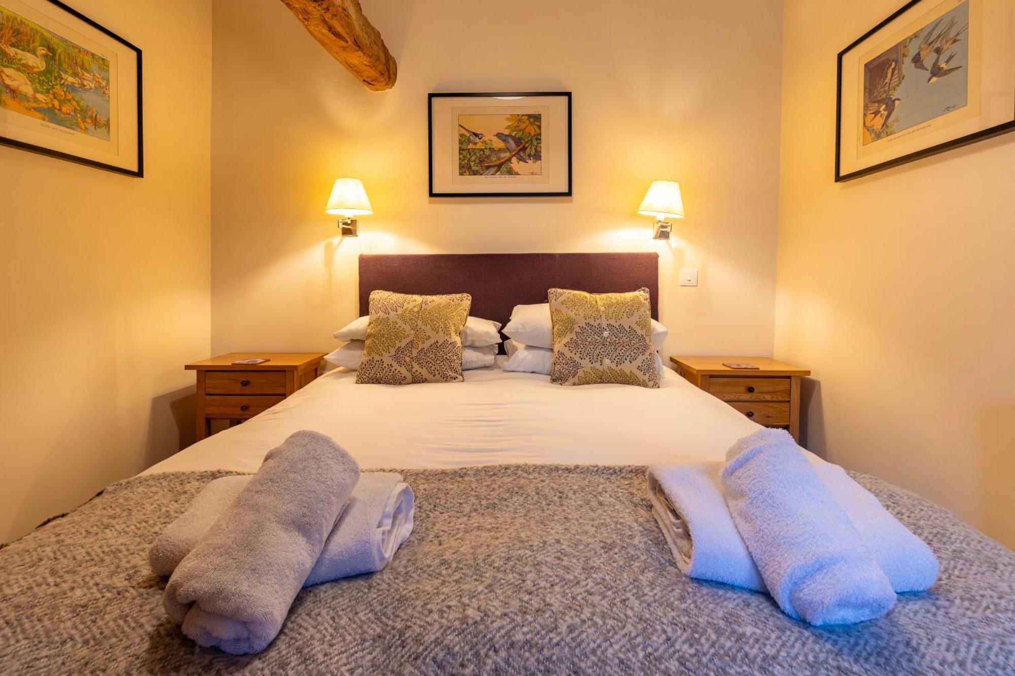 Dragonfly Cottage, Canal Location Holiday home